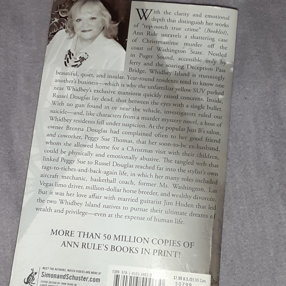 Books - Picture 3 of 4